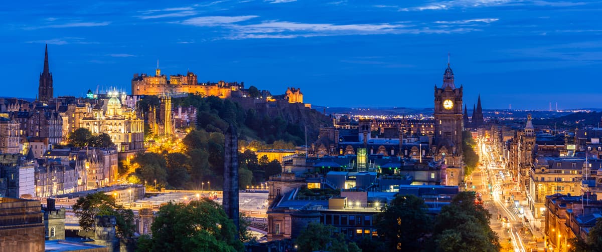Image of Edinburgh skyline.